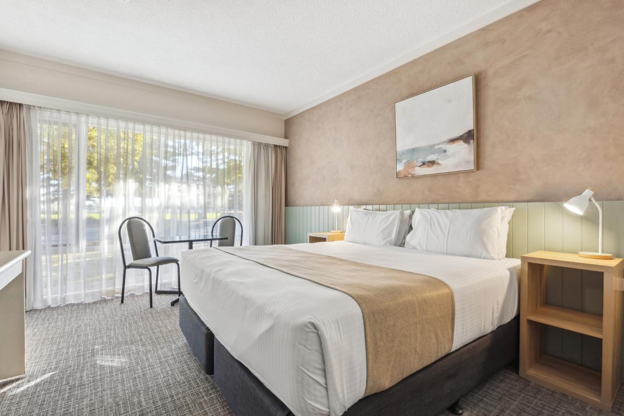 Econo Lodge Dockside Glenelg Adelaide Bagian luar foto